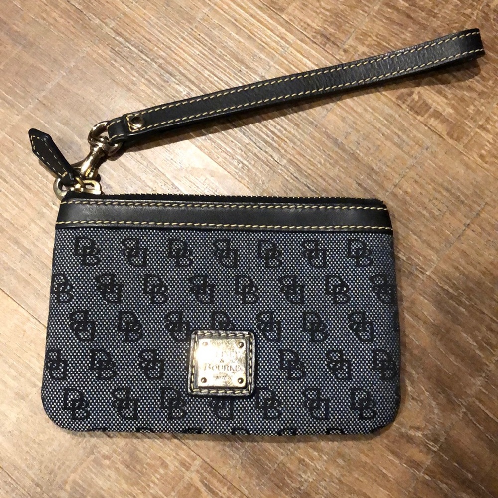 Dooney and Bourke Wristlet!